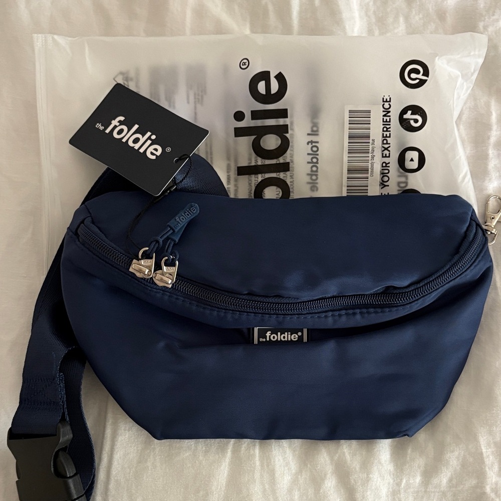 NWT The Foldie Navy Blue Packable Belt Bag